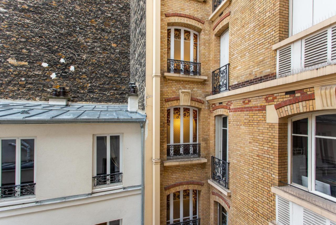 Cmg - Faubourg Saint Antoine 5 * Parijs